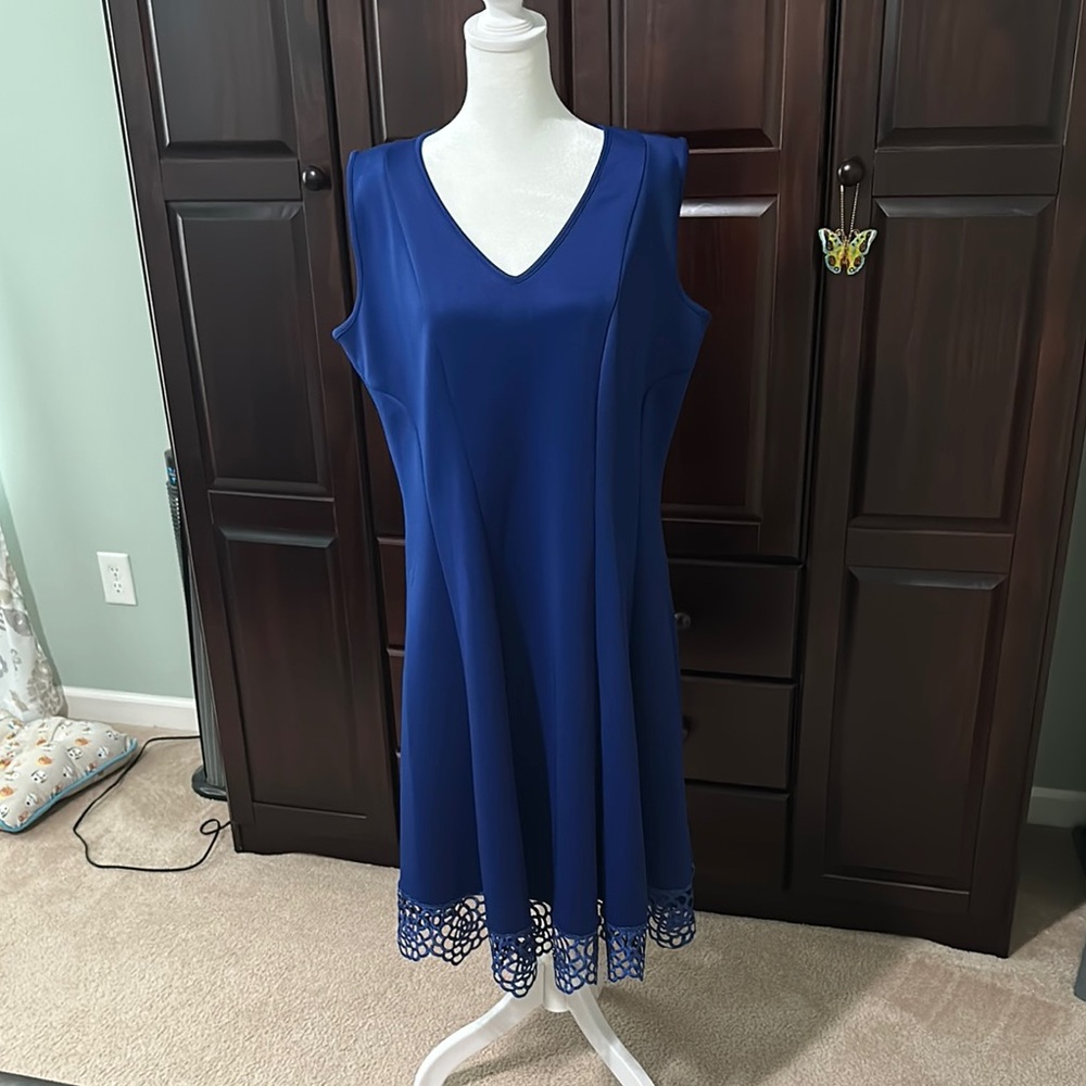 Liz Claiborne Blue Sleeveless V-Neck Midi Dress
